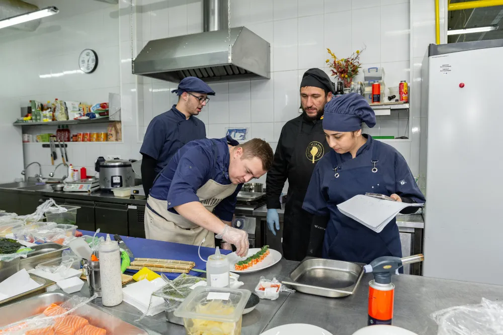 Погружение в японскую кухню с Михаилом Самоновым